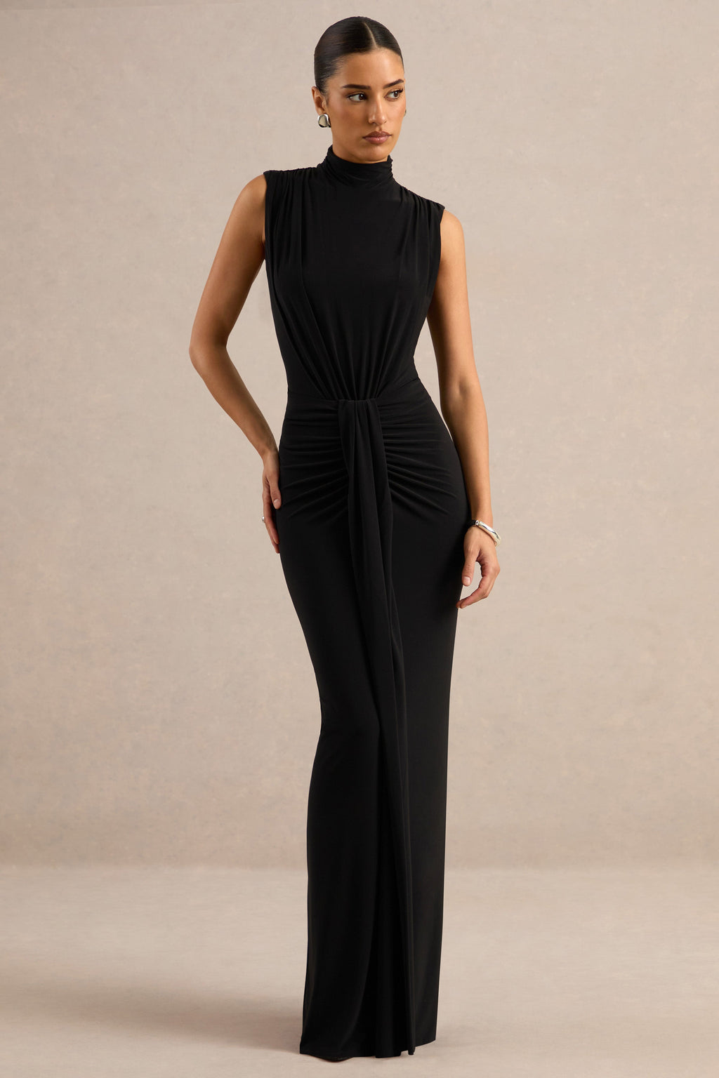 Isona Black